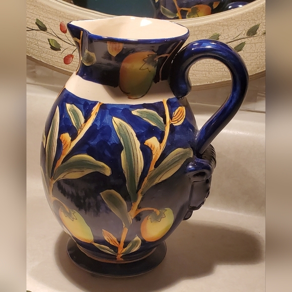 Handpainted Pitcher Blue with Lemons - Picture 4 of 6